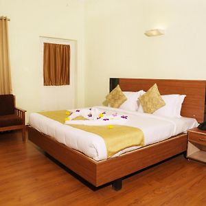 Elegance King Room